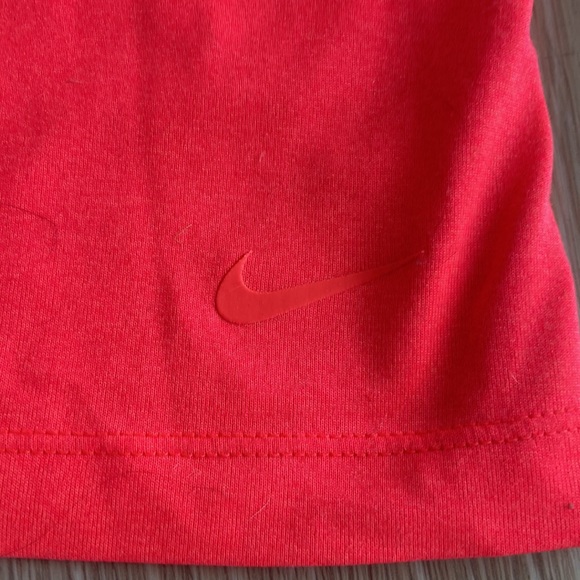 Nike Neon Pink Loose Fit Exercise Tank Top Size: L - Picture 3 of 3